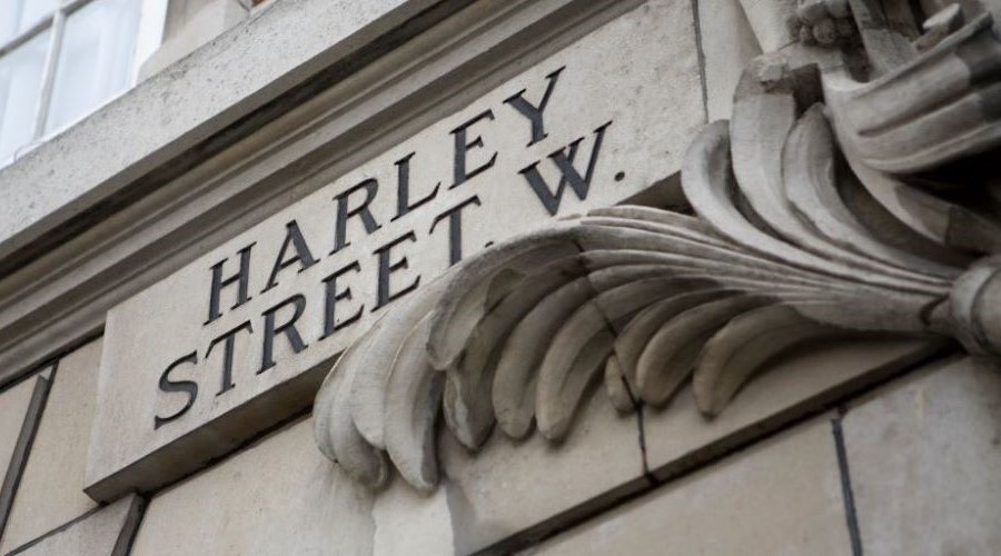 Harley Street direction sign